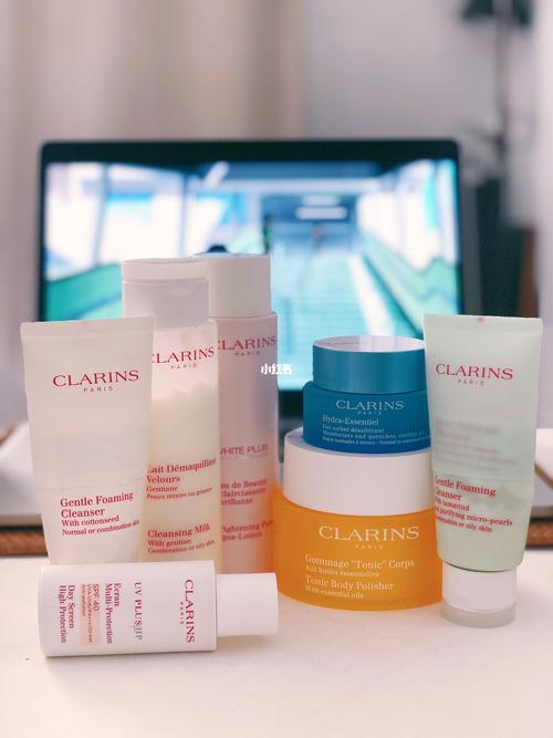 clarins嬌韻詩面部及身體產(chǎn)品護(hù)手霜最好用